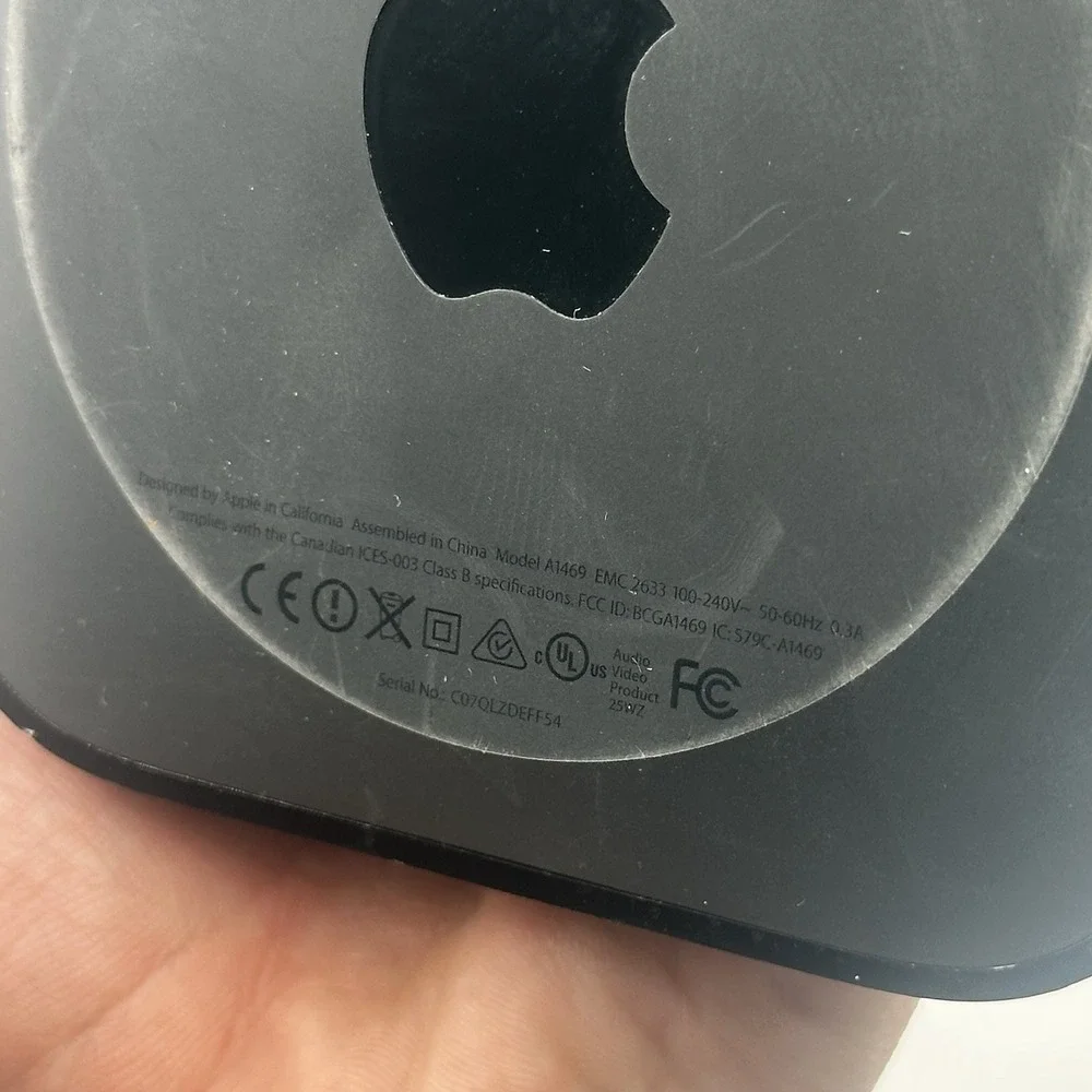 Apple TV 3rd Gen A1469 1080p Media Streamer w/ Remote & Manual Tested No Cord